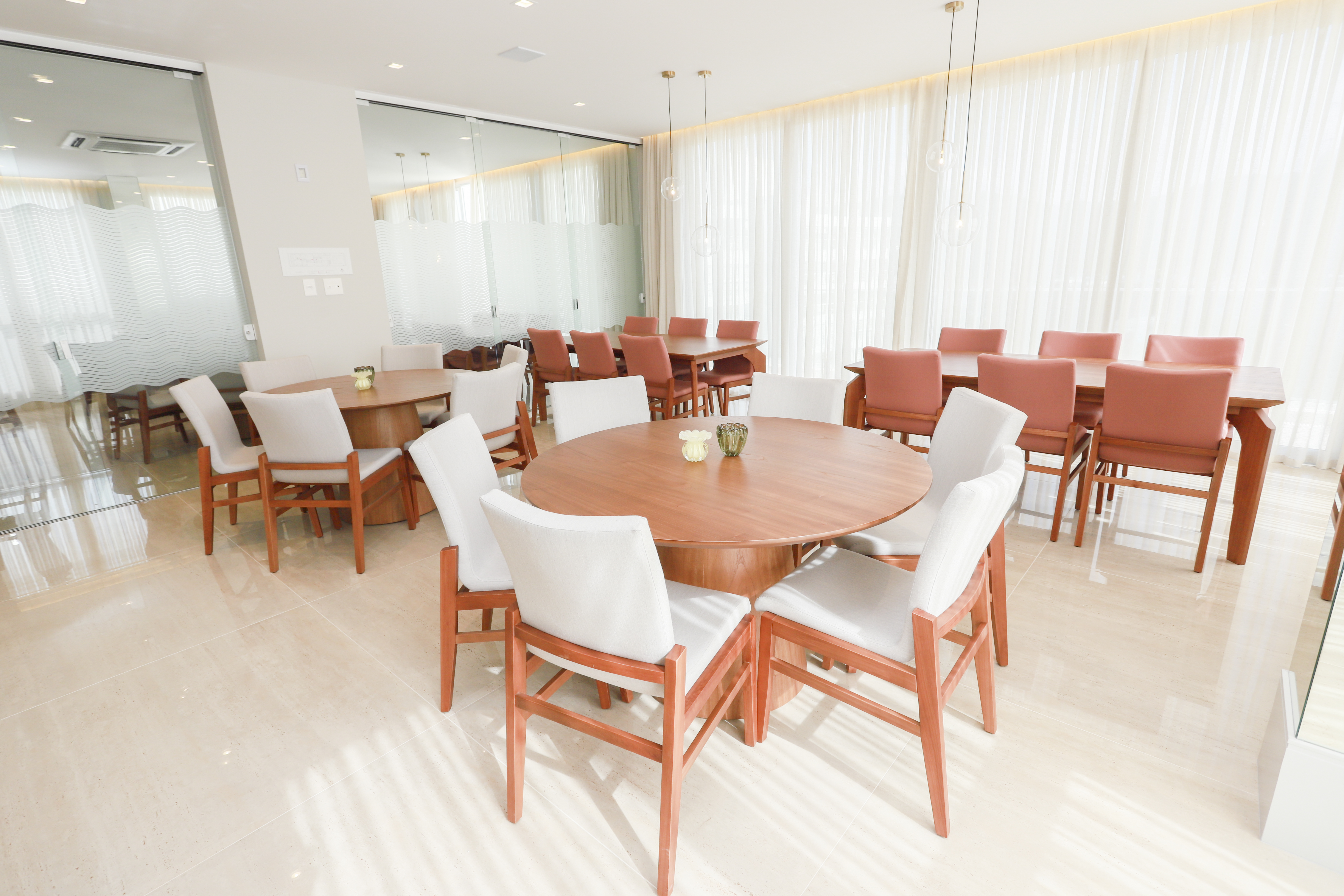 Le Blanc Brava Résidence – Elegância e Tecnologia no Coração da Praia Brava