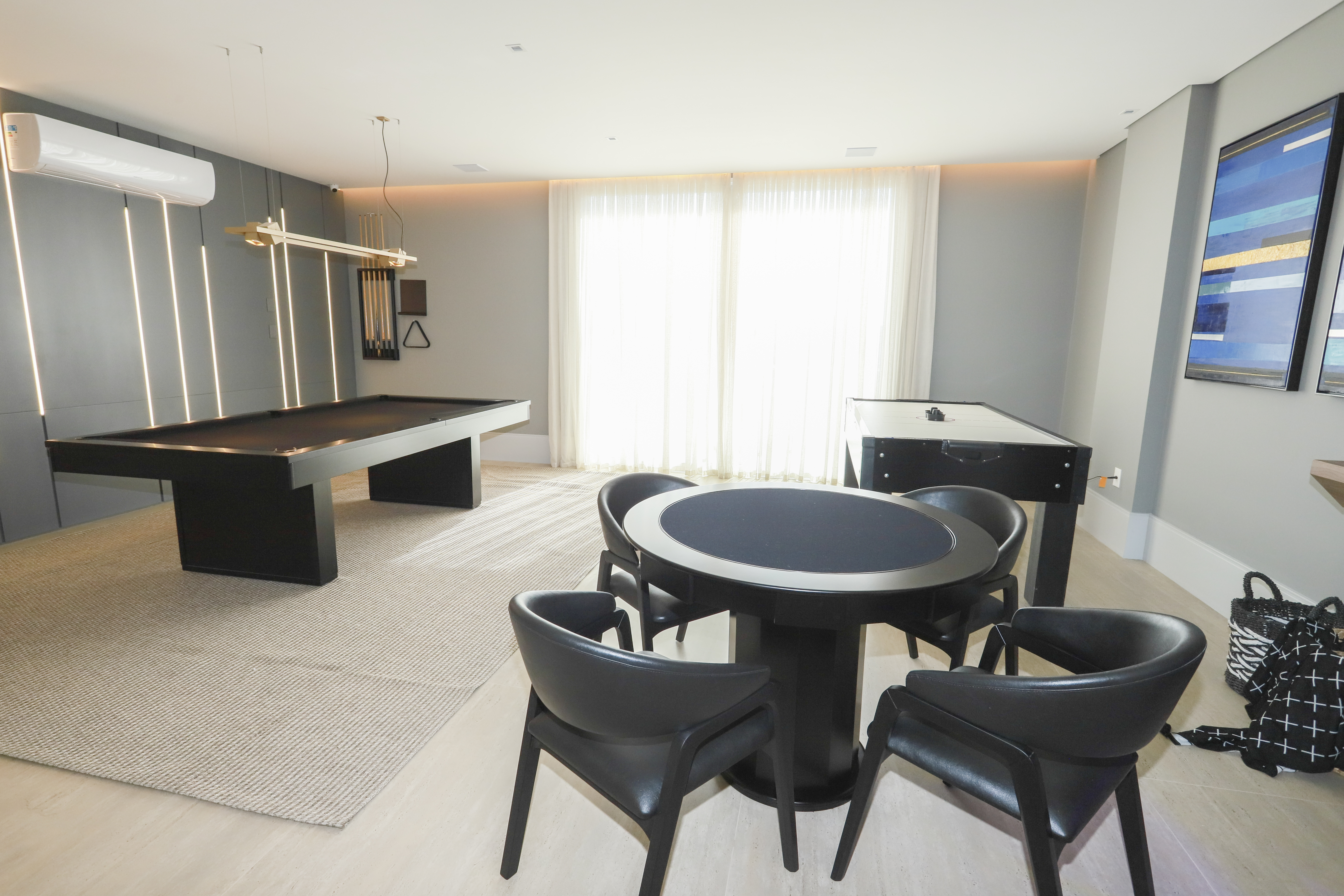 Le Blanc Brava Résidence – Elegância e Tecnologia no Coração da Praia Brava